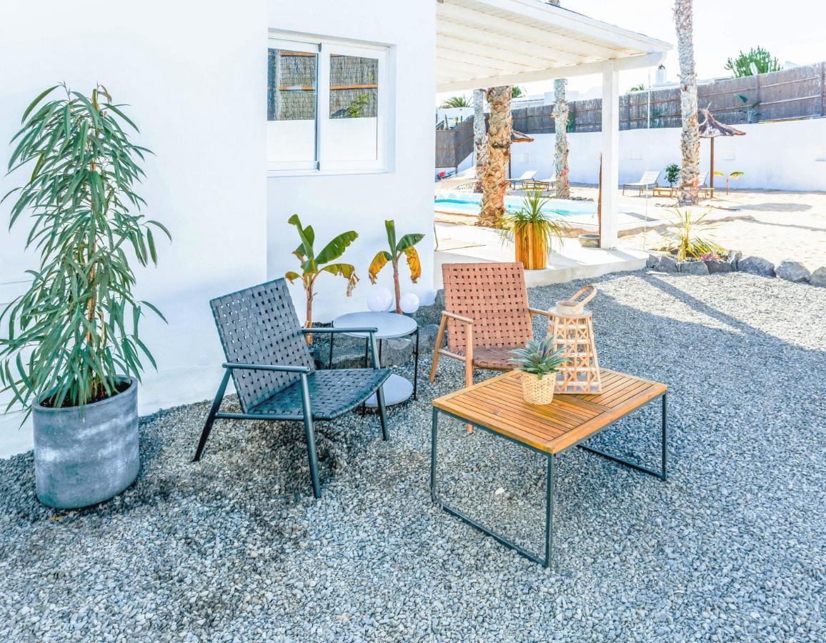 Boutique Beach Villa By Lanzarote Retreats - Private Pool - 1 Min Walk To Sea Pool Charco del Palo Exterior photo
