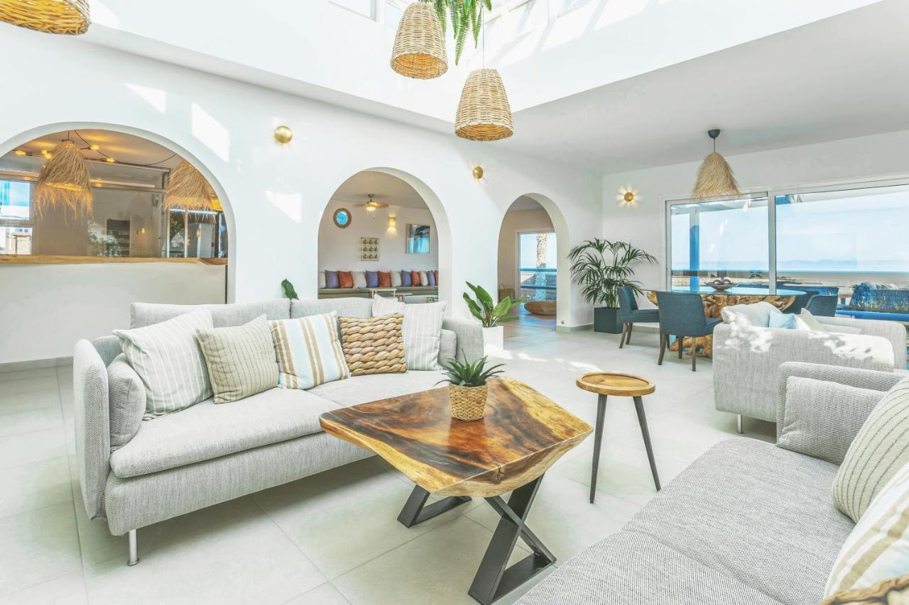 Boutique Beach Villa By Lanzarote Retreats - Private Pool - 1 Min Walk To Sea Pool Charco del Palo Exterior photo