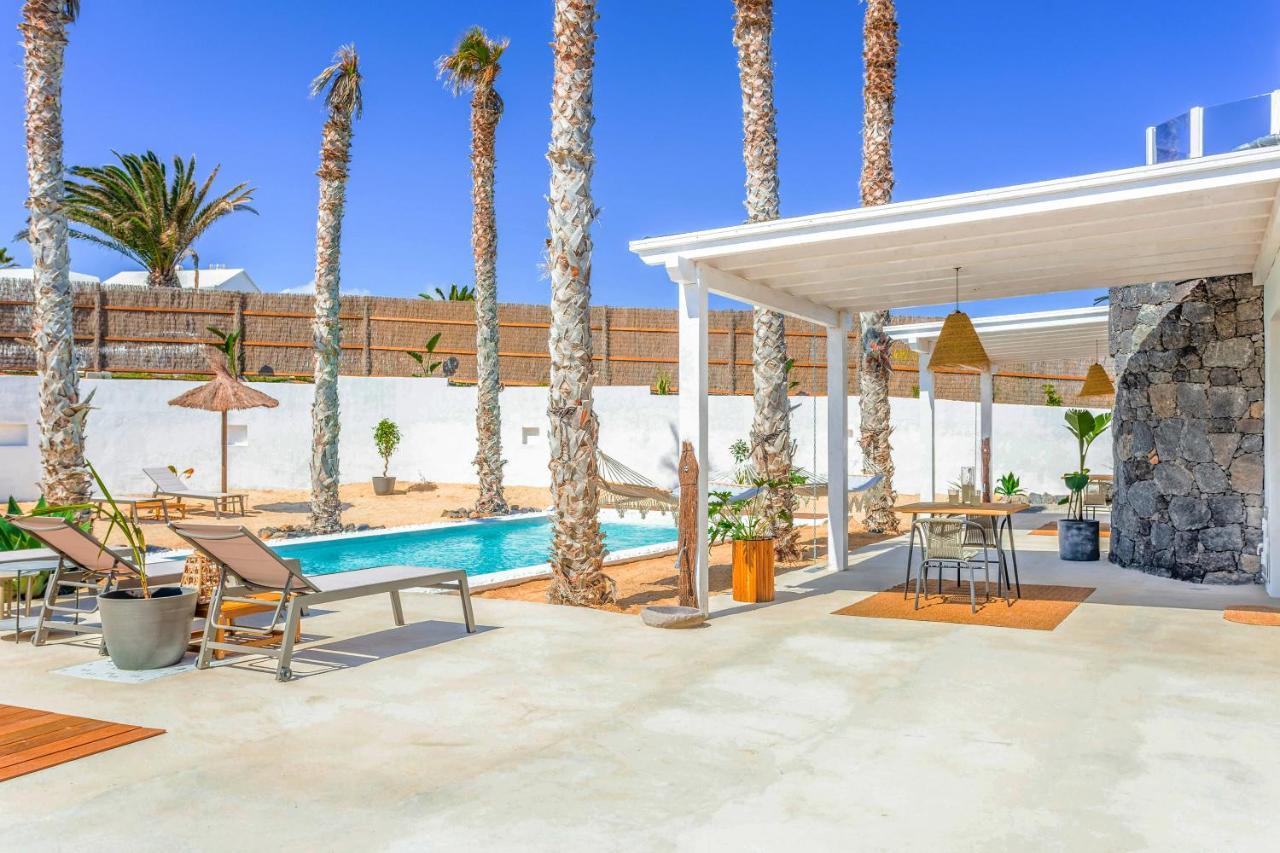 Boutique Beach Villa By Lanzarote Retreats - Private Pool - 1 Min Walk To Sea Pool Charco del Palo Exterior photo
