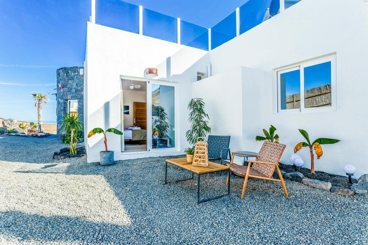 Boutique Beach Villa By Lanzarote Retreats - Private Pool - 1 Min Walk To Sea Pool Charco del Palo Exterior photo